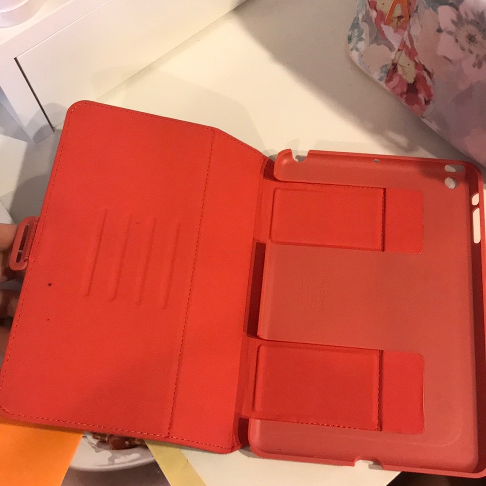 iPad mini case - Picture 3 of 3